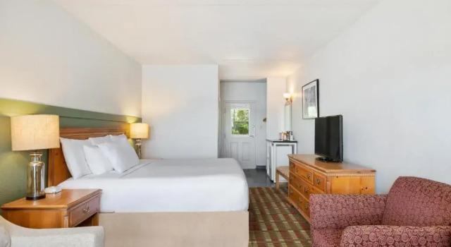 Двухместный номер Standard с балконом Ocean Gate Inn