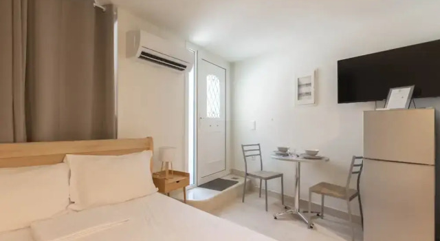 Athens Plaka Family Suites