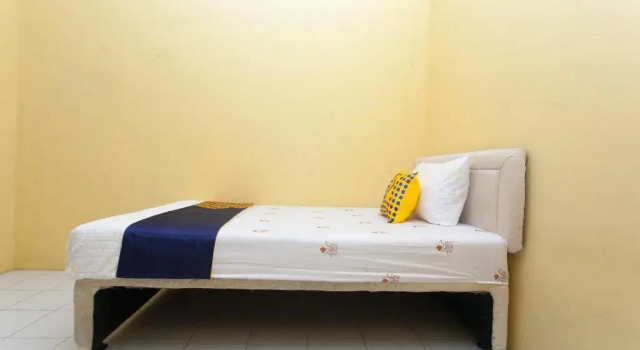 Habitación doble Estándar SPOT ON 2830 Azka Guest House Syariah