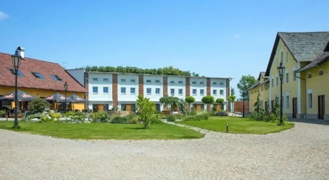Statek 1738, Reservar Casa de hóspedes Všestudy 