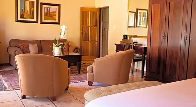 Номер Standard с видом на сад Oak Tree Lodge