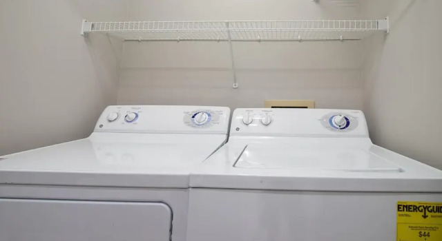 Tivoli 5302 (S)(G) 3BR 3BA - (8), Rezerwuj Dom wakacyjny Hotele w Emerald Coast z parkingiem, Parking