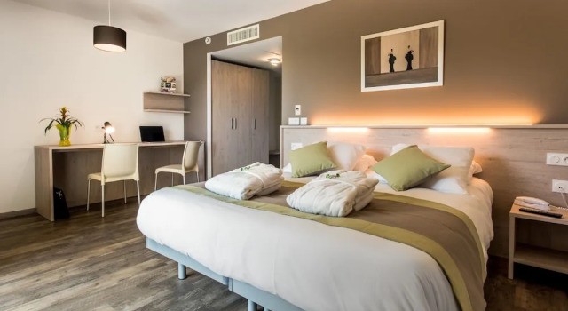 Двухместный номер Superior с балконом Hotel du Grand Parc