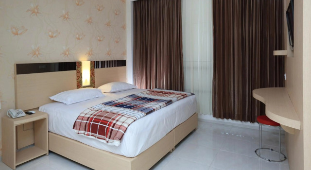 Dewarna Sutoyo Malang