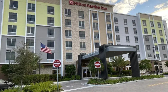 Hilton Garden Inn Homestead, Book Hotel Hoteller i Biscayne National Park med parkering, Parkering