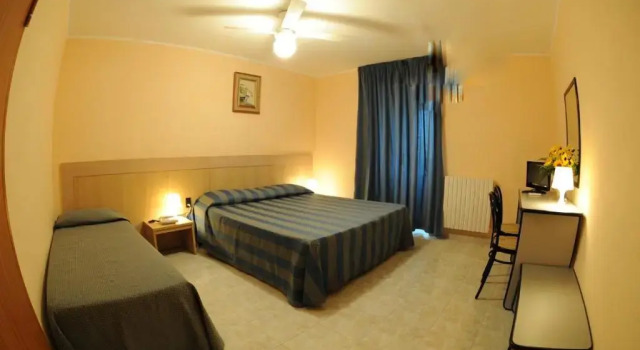 Economy Zimmer Racar Hotel