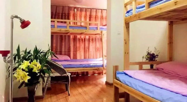 Mango Space Capsule Youth Hostel, Prenota Ostello Ostelli a Guandu, Ostello