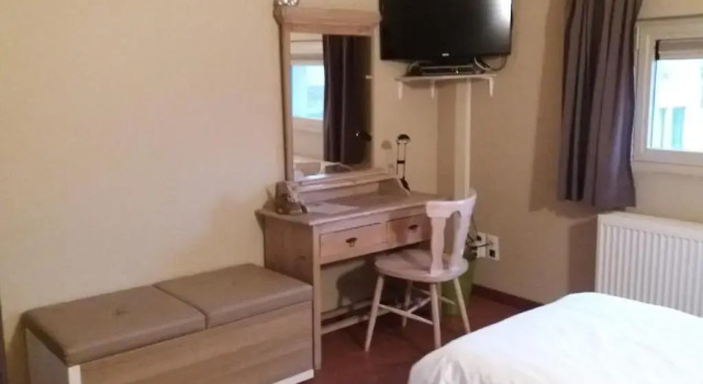 B&B Euverbraeke, Rezerwuj Bed and Breakfast Hotele w Bruksela z parkingiem, Parking