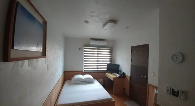 Backpackers Home, Забронировать Отель Согвипхо Остров Чеджудо, рядом с Реабилитационная клиника «Зоунс» в Чеджу