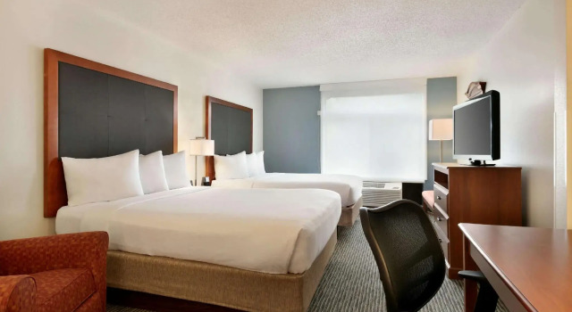 Четырёхместный номер Standard Wingate by Wyndham Parkersburg-Vienna