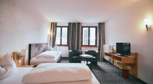 Трёхместный номер Standard Hotel Roter Hahn