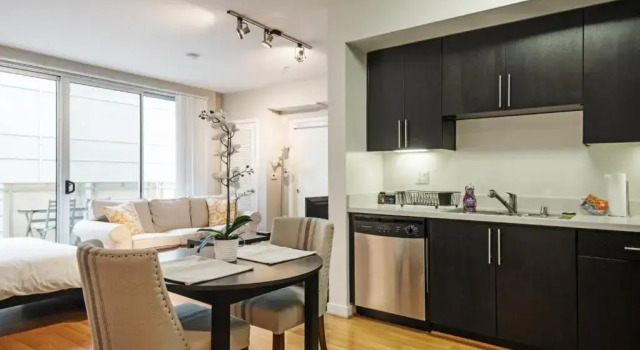 Modern Studio in Santa Monica, Забронировать Отель Санта-Моника 
