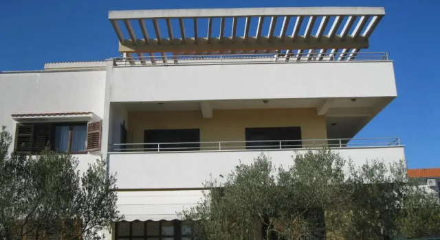Апартаменты с 3 комнатами Apartment Promona Drniš