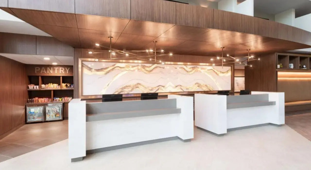 Radisson Hotel & Suites, Забронировать Отель Отели Южной Каролины 3 звезды, 3*