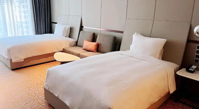 Номер Standard Crowne Plaza Qingdao Jinshui by IHG