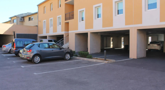 Suite Home Apt Luberon, Забронировать Отель Апт Route de la Lavande