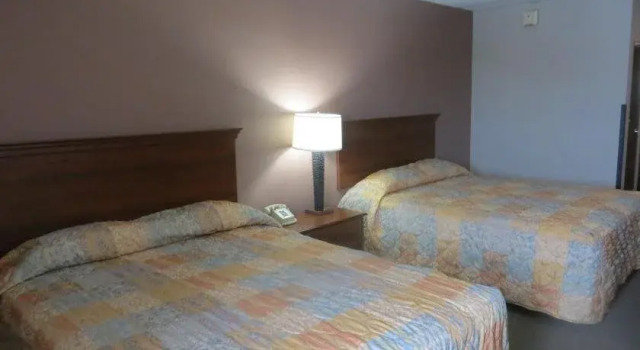 Newell Travel Center, Réserver Hôtel Newton Kansas