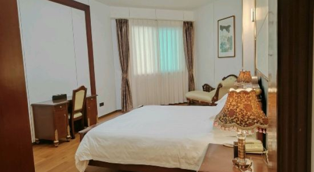 Люкс Huangmei Royal Hotel