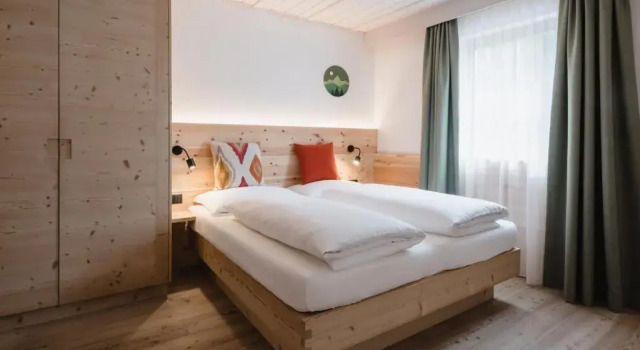 Апартаменты с видом на бассейн CHALET MARLENE - Ferienhaus
