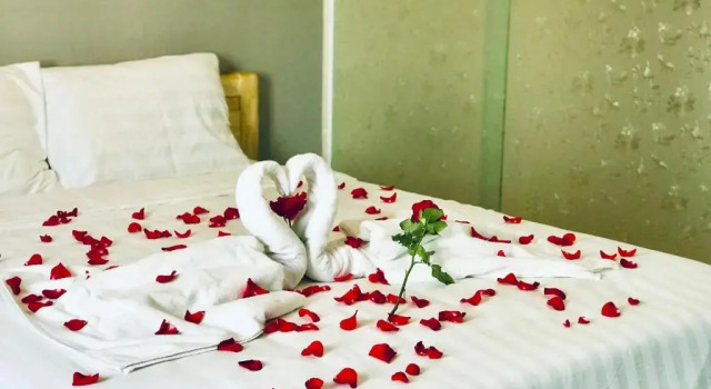 Люкс с видом на город 99 Bui Vien Hotel