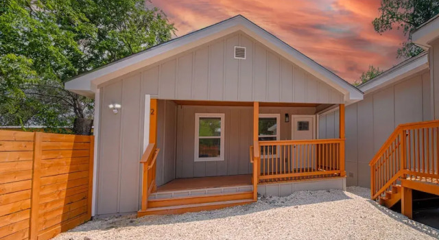 Your Amazing 3br/2ba Downtown Delight!, Book Feriehus Sommerhuse i Bexar County, Hytte