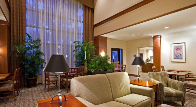 Staybridge Suites Tallahassee by IHG, Rezerwuj Hotel Hotele w Panhandle Florida ze śniadaniem, Śniadanie