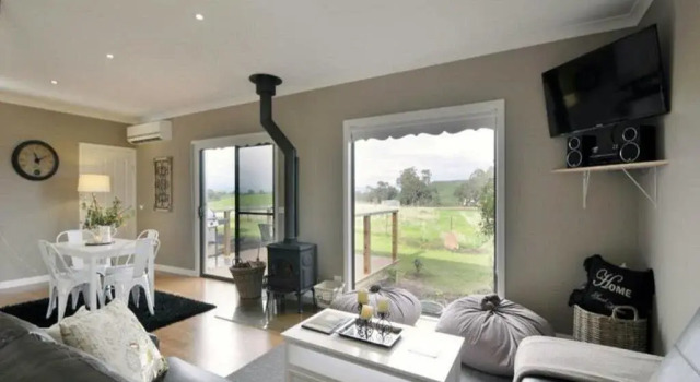 Traquair Estate, Prenota Hotel Mansfield Victorian High Country