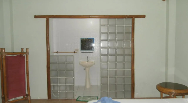 Bahay Isla Inn - Hostel Puerto Galera, Prenota Ostello Ostelli a Puerto Galera, Ostello