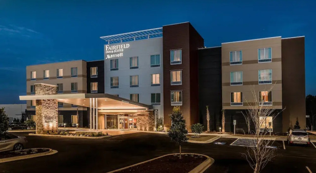 Fairfield Inn & Suites Florence I-20, Забронировать Отель Отели Южной Каролины с завтраком, Завтраки