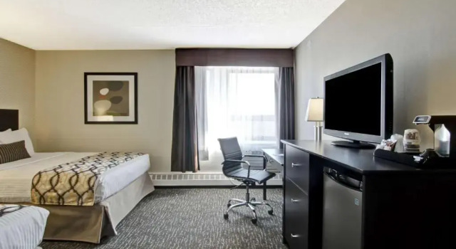 Четырёхместный номер Standard Radisson Hotel & Conference Centre Edmonton