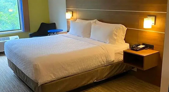 Люкс Holiday Inn Express & Suites Reidsville by IHG