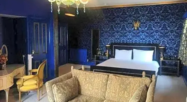 Emerald Healing Centre - Hotel & Retreat