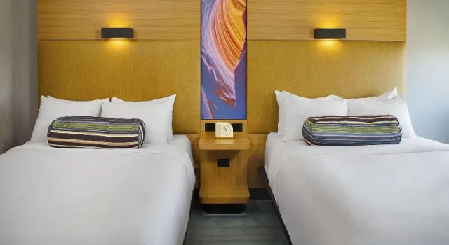 Четырёхместный номер Standard Aloft by Marriott Tucson University
