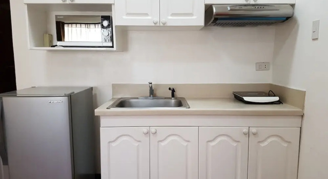 Двухместный номер Deluxe BSA Tower Serviced Residences