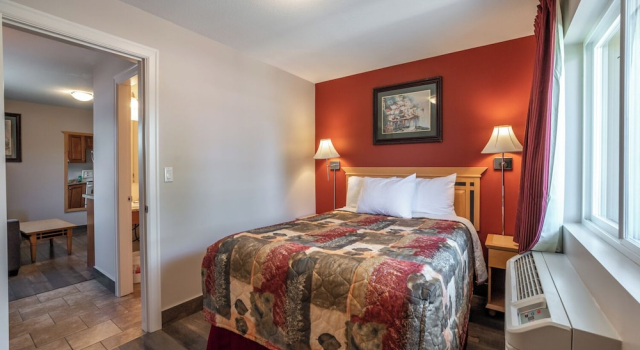 Люкс c 1 комнатой с балконом Sahara Courtyard Inn Penticton