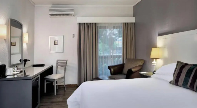 Двухместный номер Standard Protea Hotel by Marriott Midrand