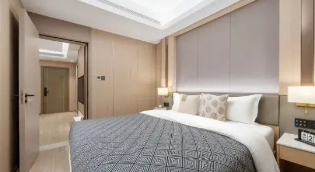 Люкс Deluxe c 1 комнатой с балконом Sso·Comfort Sleep Serviced Apartment (Nanshan Tanglang Subway Station)