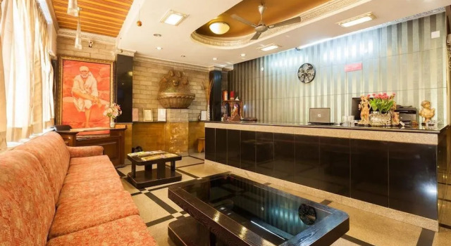 OYO 315 Hotel Tavern, Забронировать Отель Отели Нью-Дели с завтраком, Завтраки
