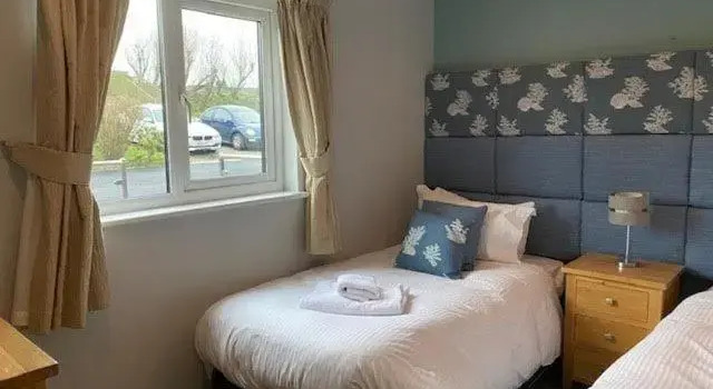Haven House with Hot Tub on Retallack Resort with 4 bedrooms, Boek Resort Hotels in Merseyside met zwembad, Zwembad