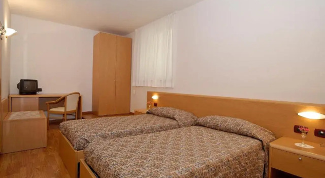 Четырёхместный номер Standard с видом на сад Hotel Karinhall