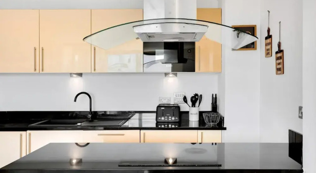 Panoramic London: 3-Bed City Oasis