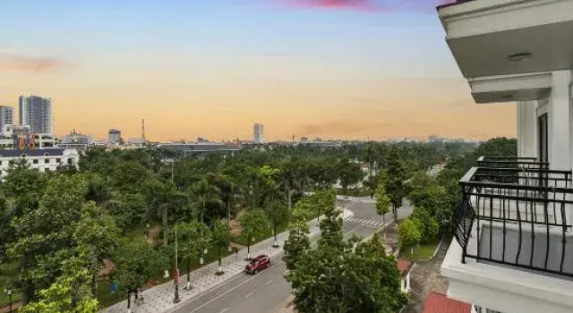 Four Points by Sheraton Phoenix, Book Hotel Bac Ninh Vietnam