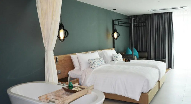 Двухместный номер Grand Deluxe AtEase Phuket Patong