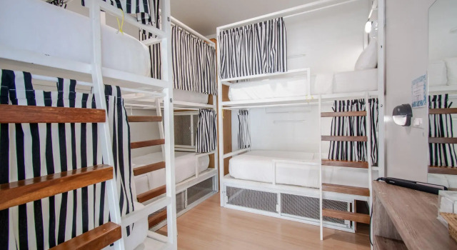 Кровать в общем номере (женский номер) Hostel Lullaby Non-Smoking
