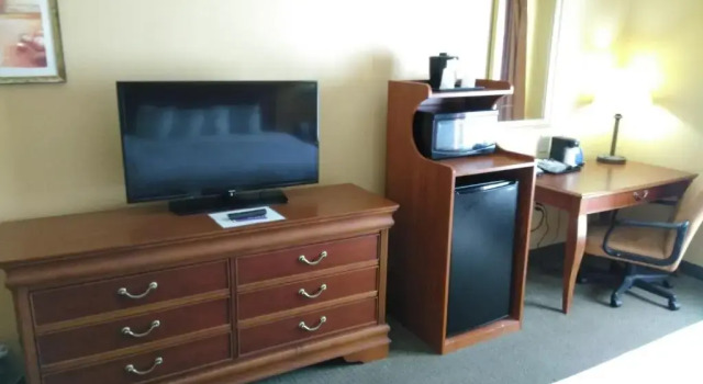 Номер Standard Baymont by Wyndham Clinton