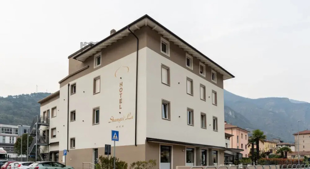 Hotel Shangri-La