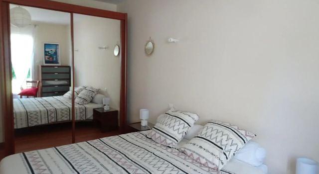 Spacious Holiday Home Located in the Heart of the bay of Mont St Michel, Забронировать Отель Драге-Ронтон 