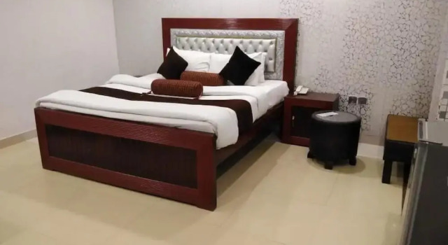 The Rich Hotel