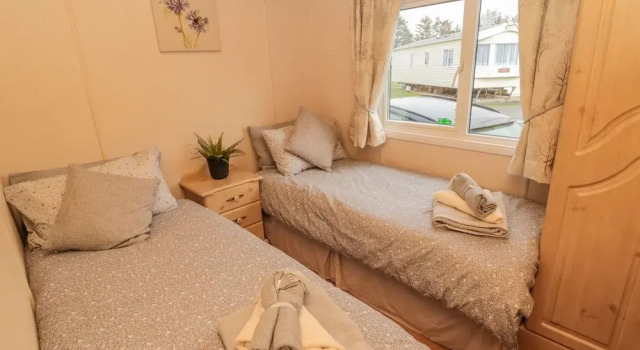 4 The Oaks, Buchen Sie Ferienhaus Hotels in Schottland mit Parkplatz, Parkplätze