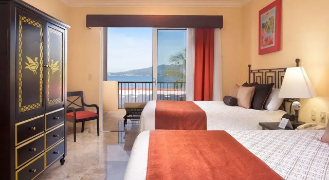 Luxury Suite at Villa del Palmar